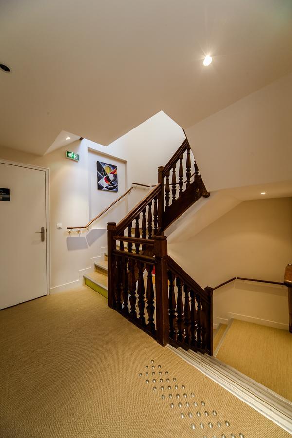 Logis Hotel - Le Petit Bellon Senlis  Zewnętrze zdjęcie