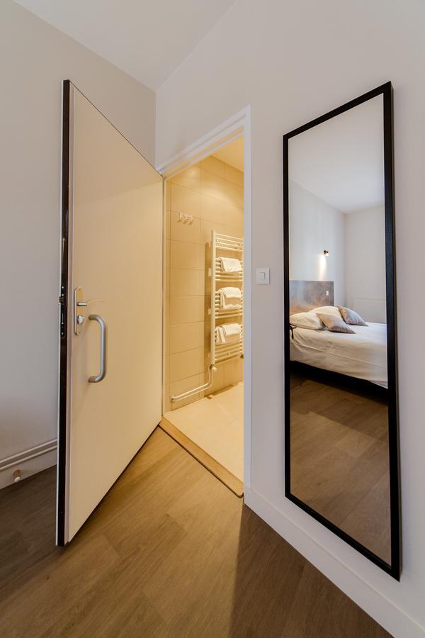 Logis Hotel - Le Petit Bellon Senlis  Zewnętrze zdjęcie