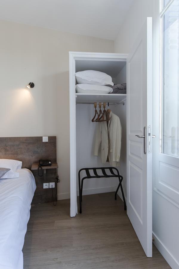 Logis Hotel - Le Petit Bellon Senlis  Zewnętrze zdjęcie