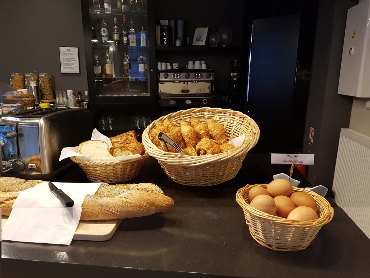 Logis Hotel - Le Petit Bellon Senlis  Zewnętrze zdjęcie